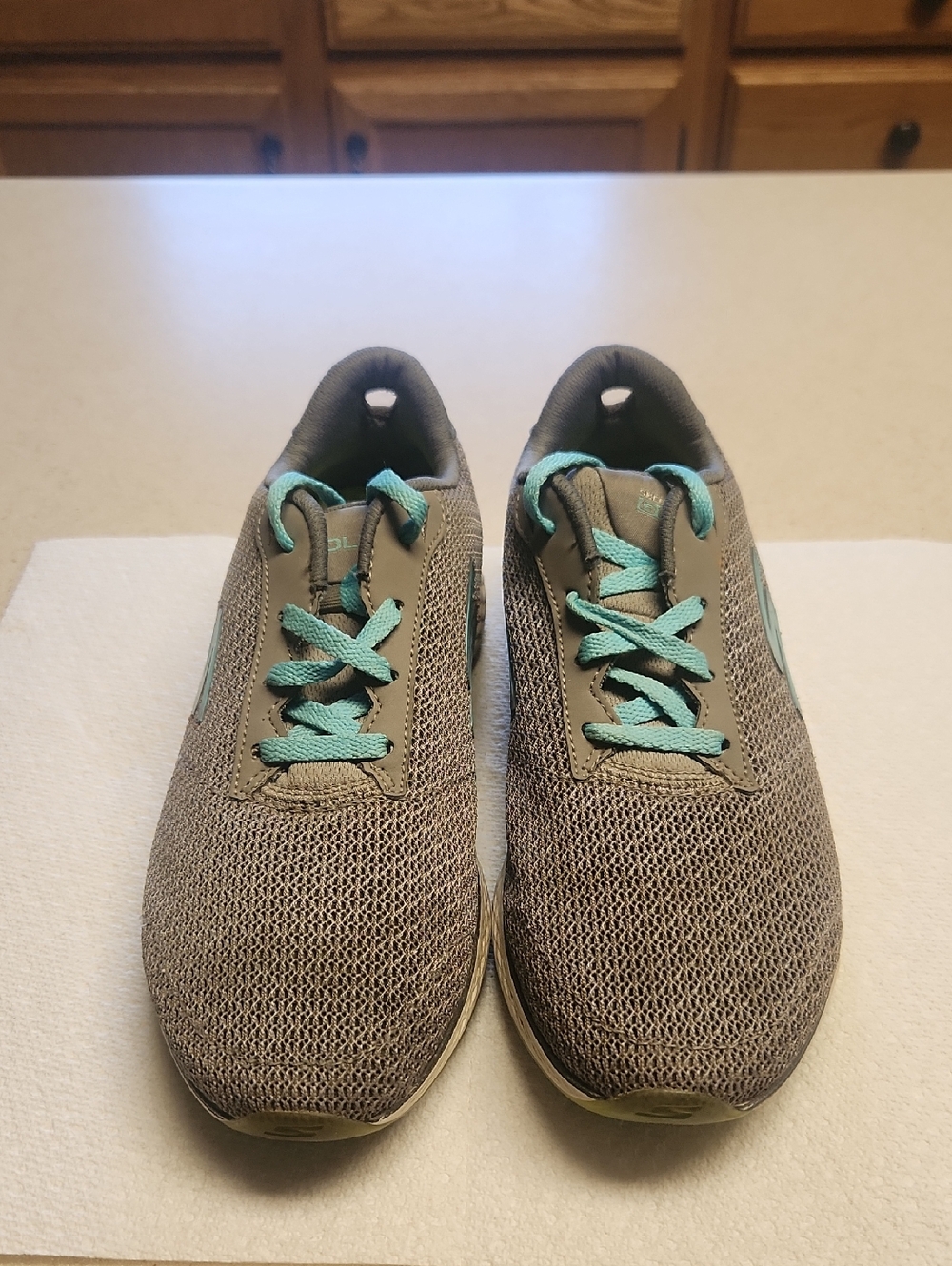 Skechers Gray/Blue Golf Shoes, Women's Size 6.5, GUC